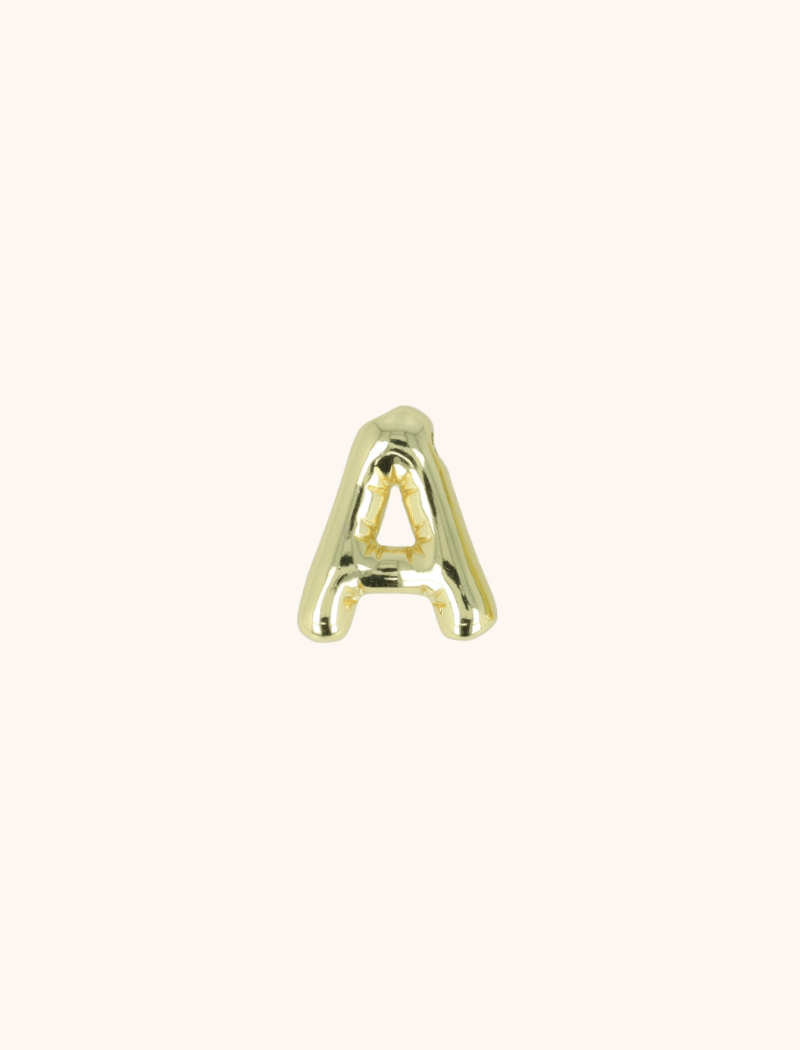 Bold initial necklacelott-theme.productDescriptionPage.SEO.byTheBrand