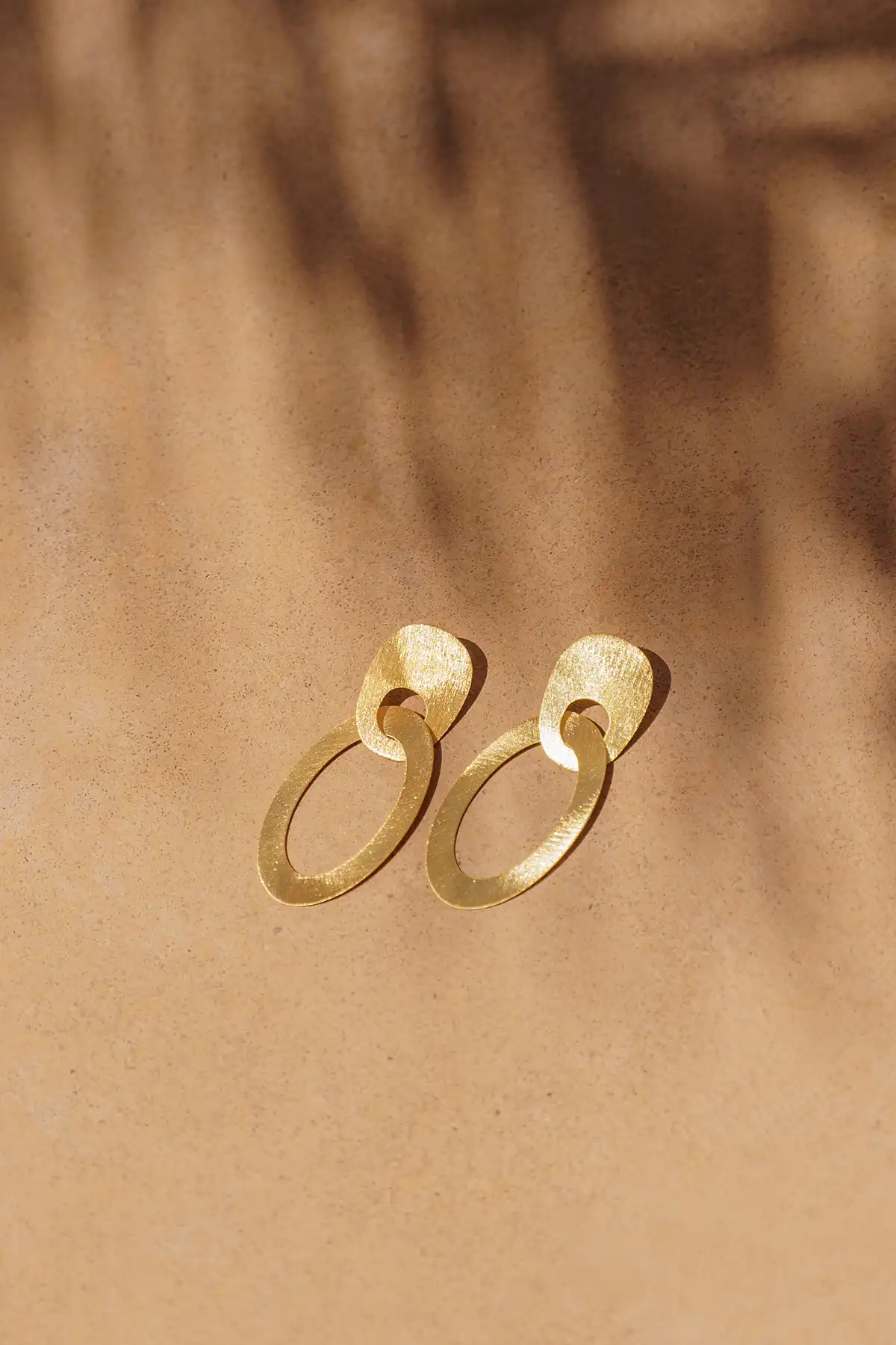 Satin Ohrringe asymmetrisch oval L