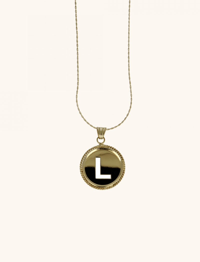 Initial Pendant Medallion Cordina necklace