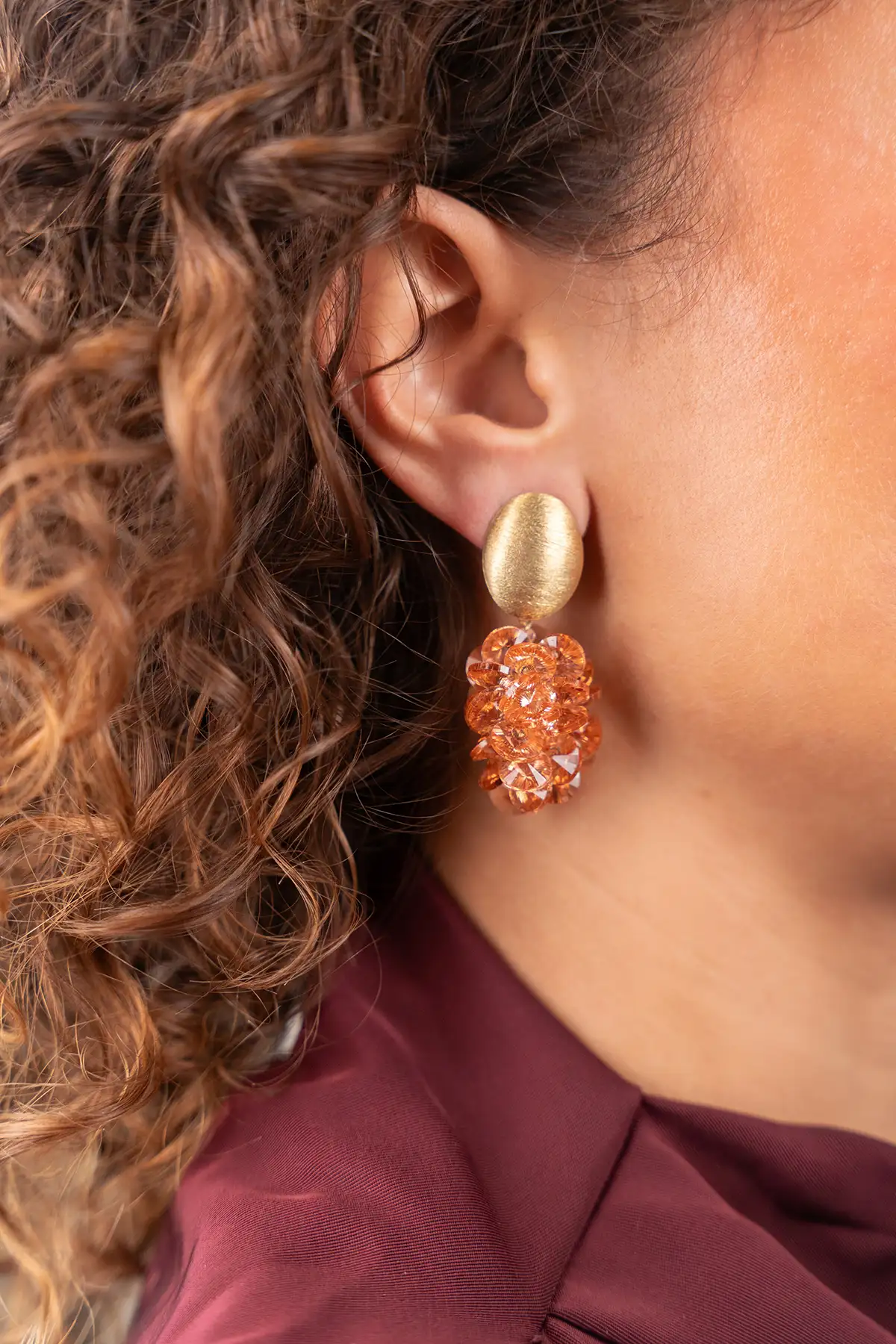 Neon Rode Oorbellen Thick Oval Kristallen Sequins Sam