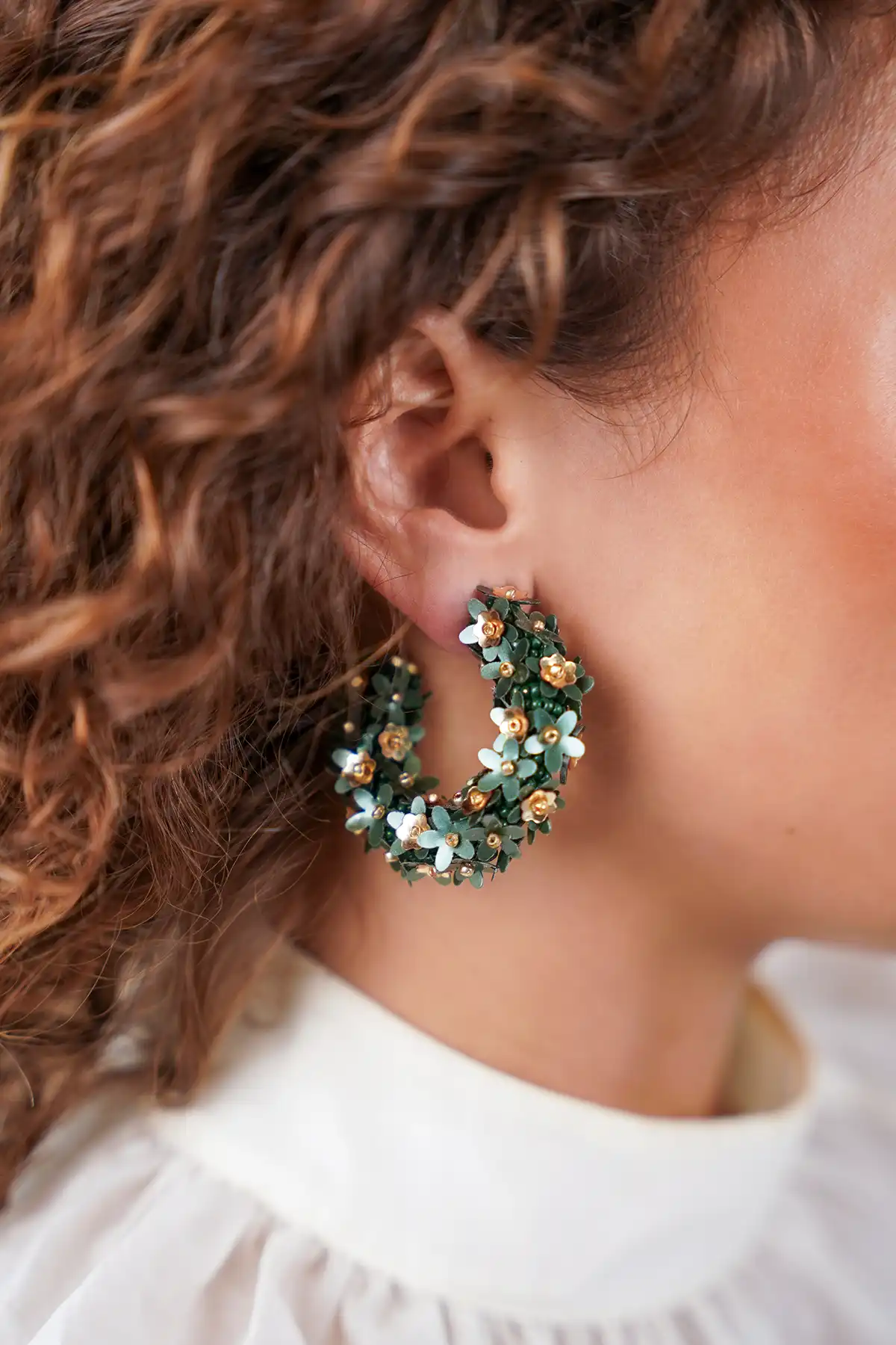 Groene Flower Sequin Oorbellen Jasmijn Creool M