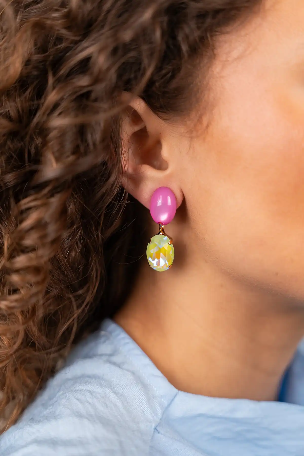 Fuchsia Oorbellen Indy Oval Strass Pendant M