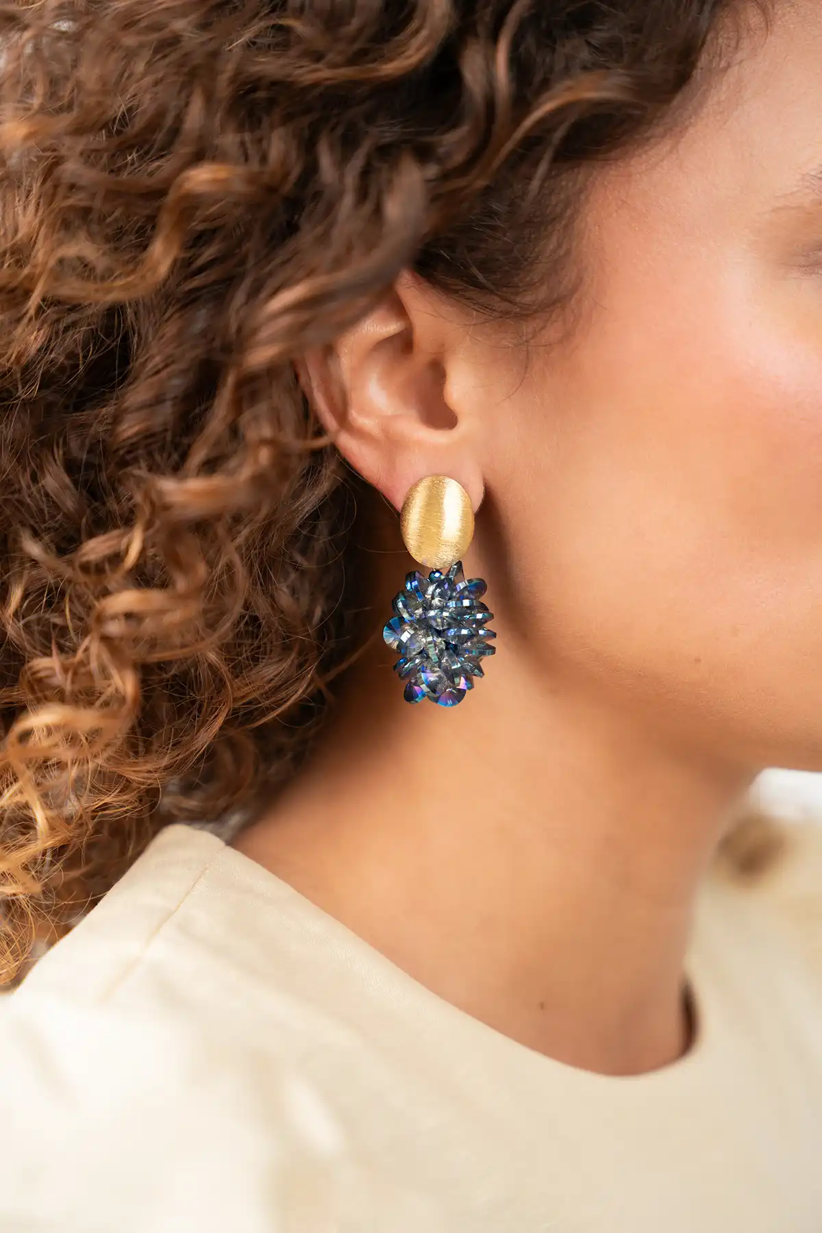 Metallic Blue Earrings Crystal Samlott-theme.productDescriptionPage.SEO.byTheBrand