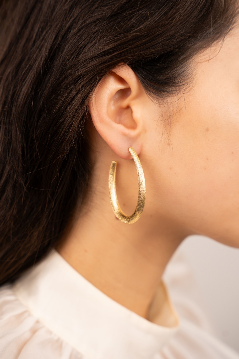 Gold-colored Earrings Oval Teardrop Creole Mlott-theme.productDescriptionPage.SEO.byTheBrand
