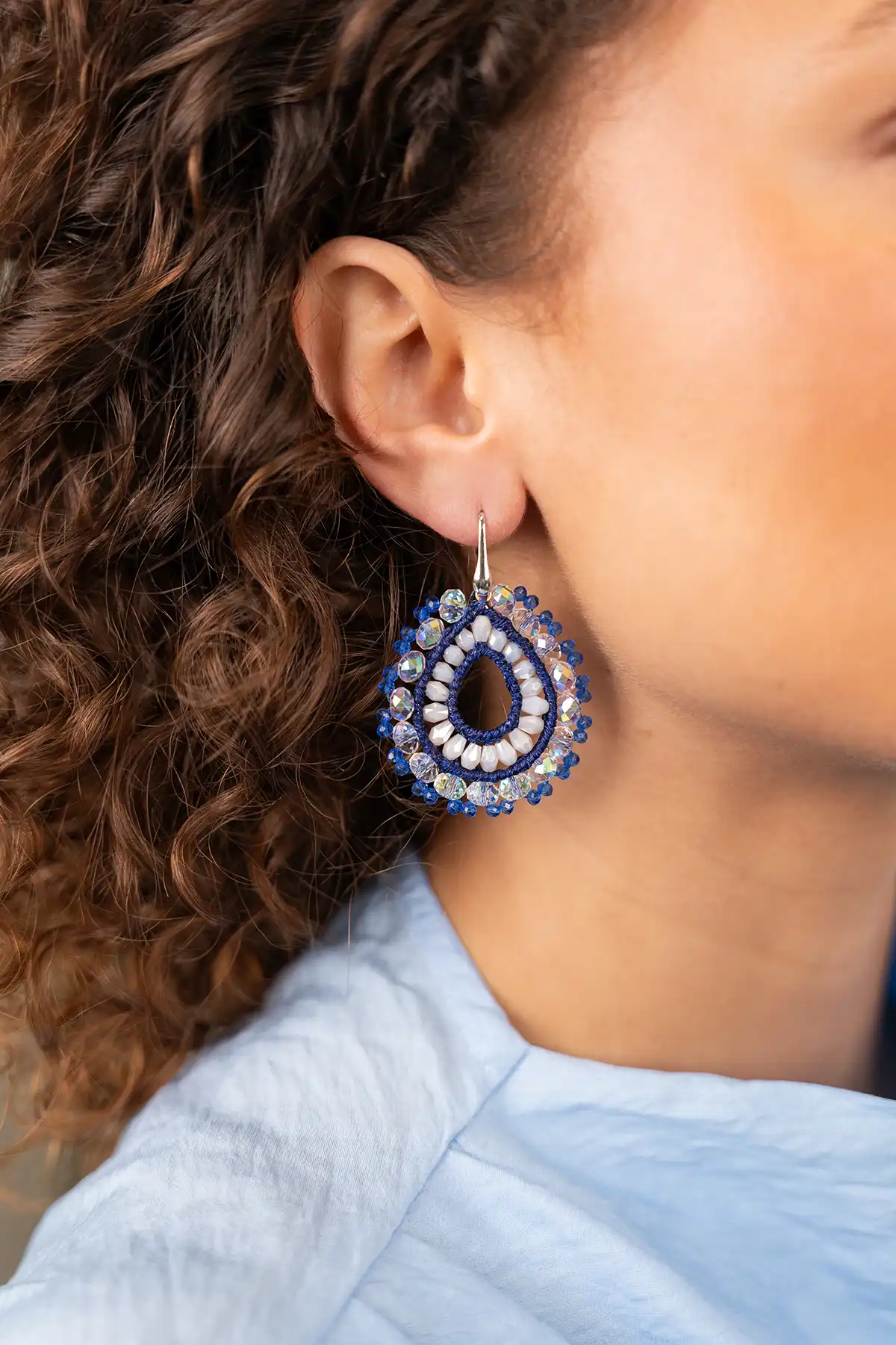 Blauwe Oorbellen Vos Open Drop L Irr. Stoneslott-theme.productDescriptionPage.SEO.byTheBrand