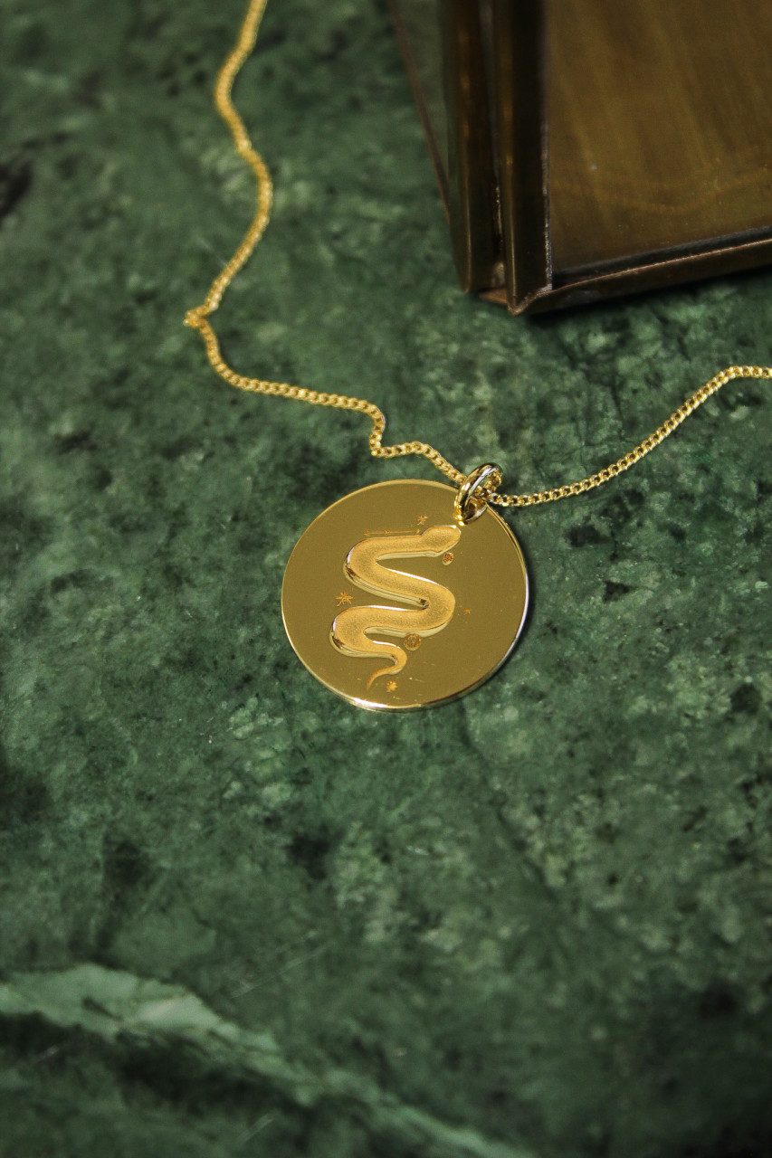 Snake Necklace Spirit Coinlott-theme.productDescriptionPage.SEO.byTheBrand