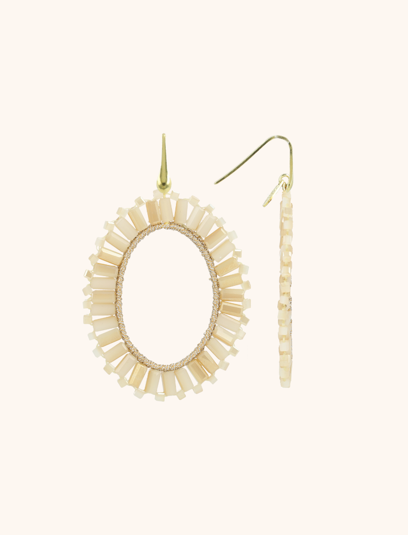 Mixed beige oorbellen Naomi ovaal L tonallott-theme.productDescriptionPage.SEO.byTheBrand