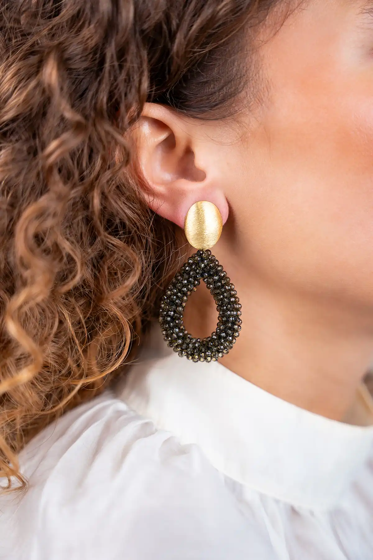 Dark Olive Earrings Berry Drop Llott-theme.productDescriptionPage.SEO.byTheBrand