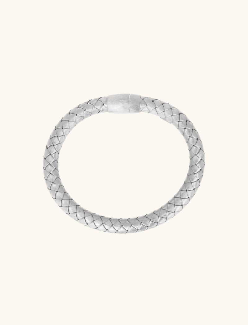 magnetic cobra L braceletlott-theme.productDescriptionPage.SEO.byTheBrand