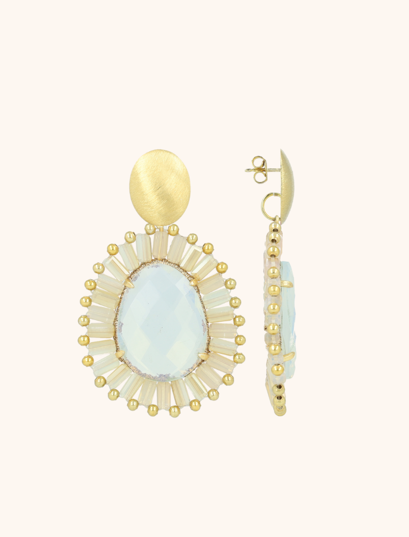 Frosty Witgouden Ovale Oorbellen Esmee Met Flat Beads en Steen Mlott-theme.productDescriptionPage.SEO.byTheBrand