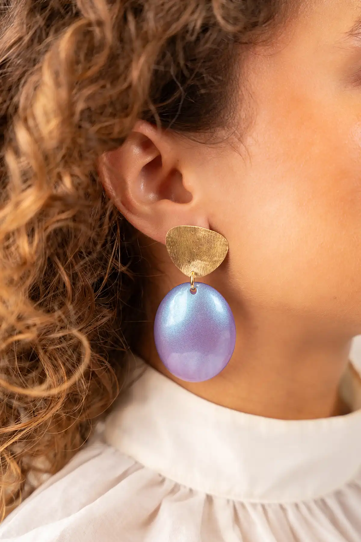 Paarse Holo Oorbellen Angie Closed Bugle Oval L