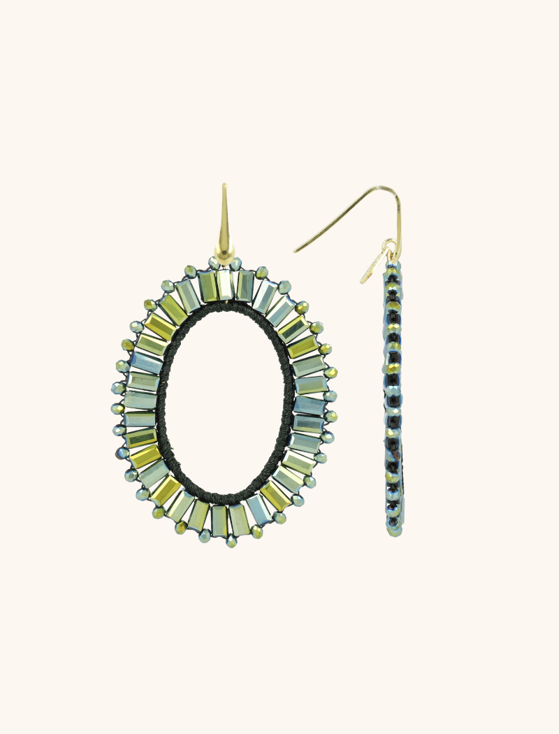 Metallic groene oorbellen Naomi ovaal L