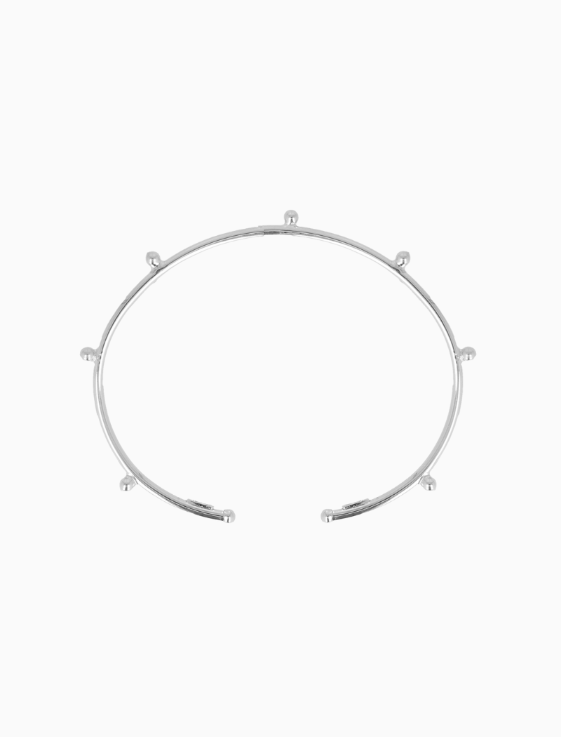 enes klassisches Tüpfelarmband