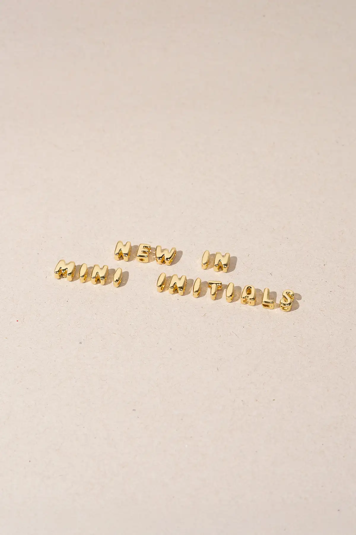 Gold Necklace Mini Initiallott-theme.productDescriptionPage.SEO.byTheBrand