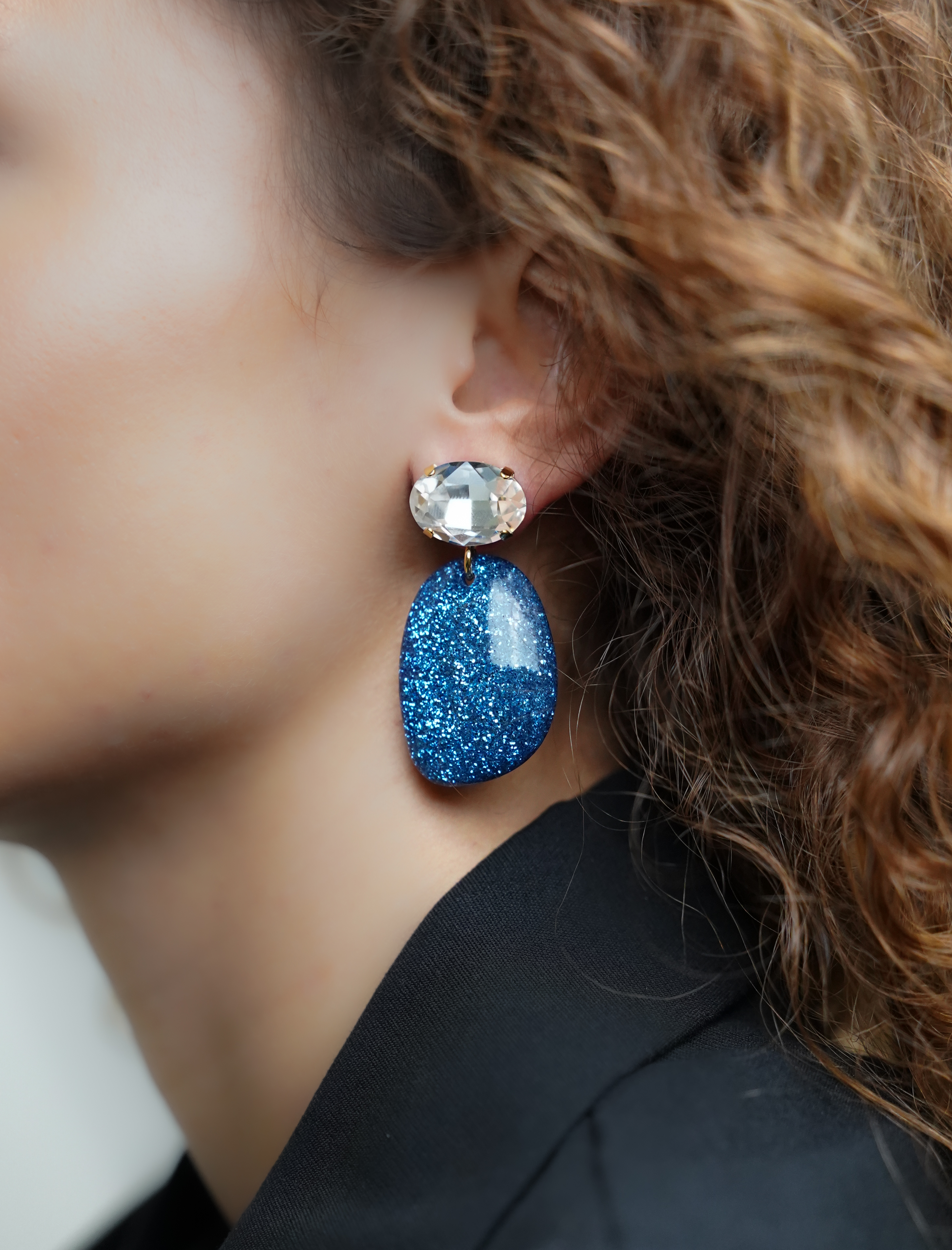 Blue Glitter Earrings Little Sara Asymmetrical Crystal Oval S