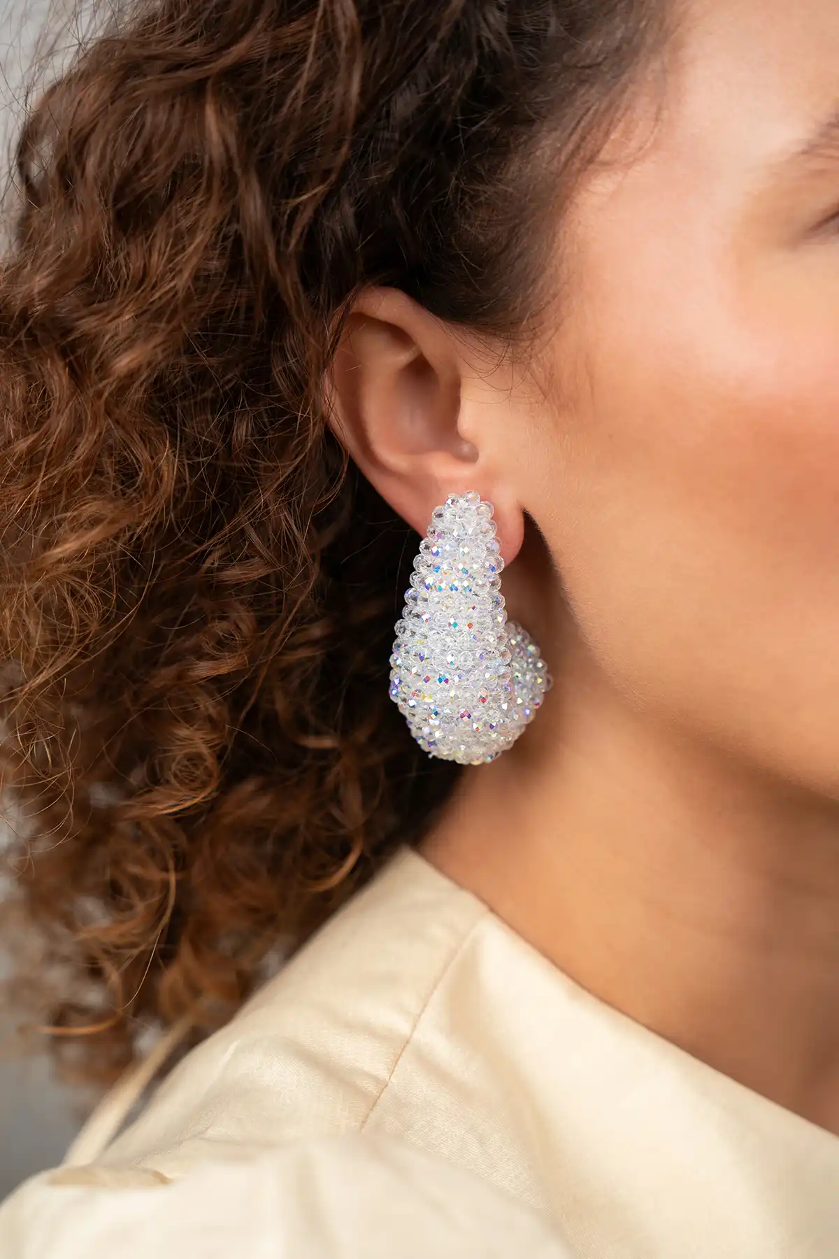Holo Oorbellen Nadine Teardrop Creole Mlott-theme.productDescriptionPage.SEO.byTheBrand
