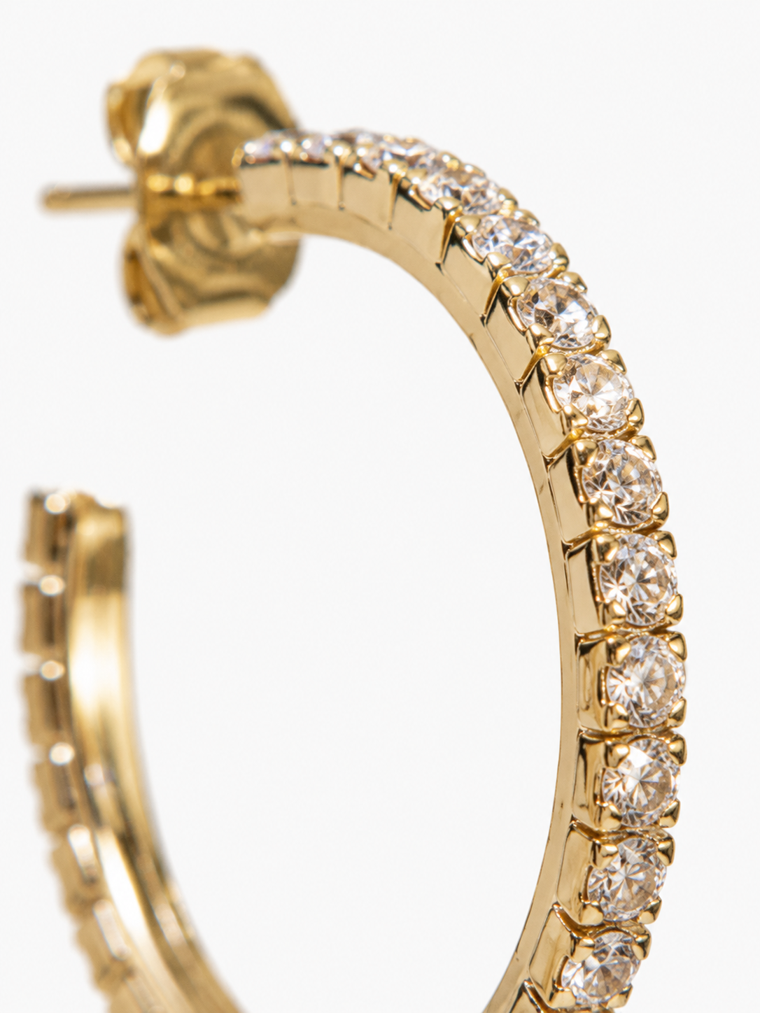 Goldfarbene Ohrringe Creole Fine Stones M Noor