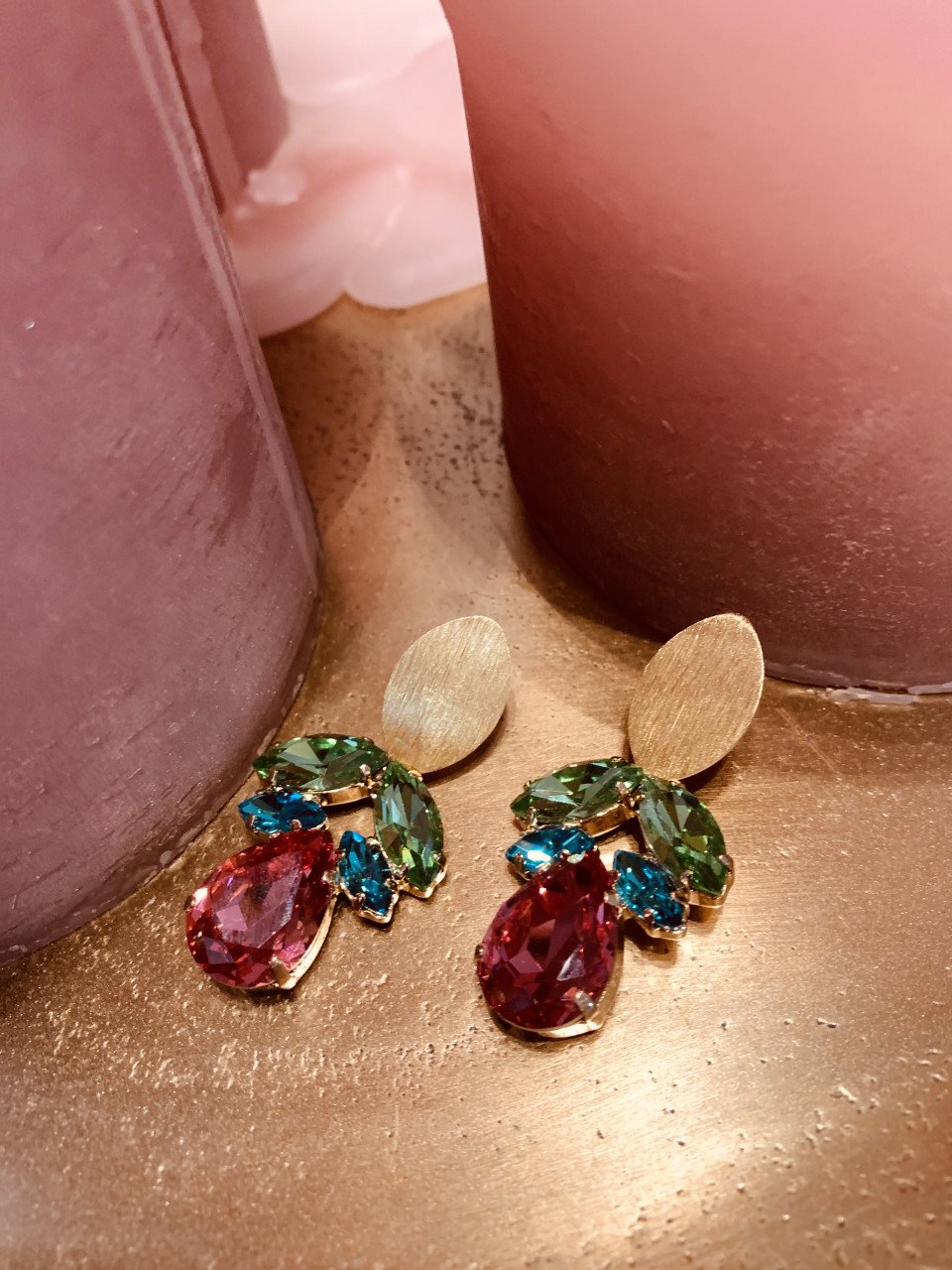 Joni Strass ornament rainbow earrings lott-theme.productDescriptionPage.SEO.byTheBrand