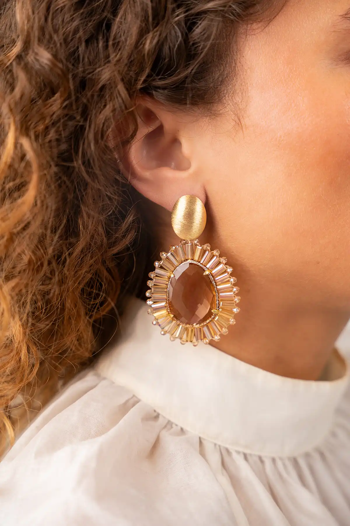 Oranje Crush Ovale Oorbellen Esmee Met Flat Beads en Steen Mlott-theme.productDescriptionPage.SEO.byTheBrand