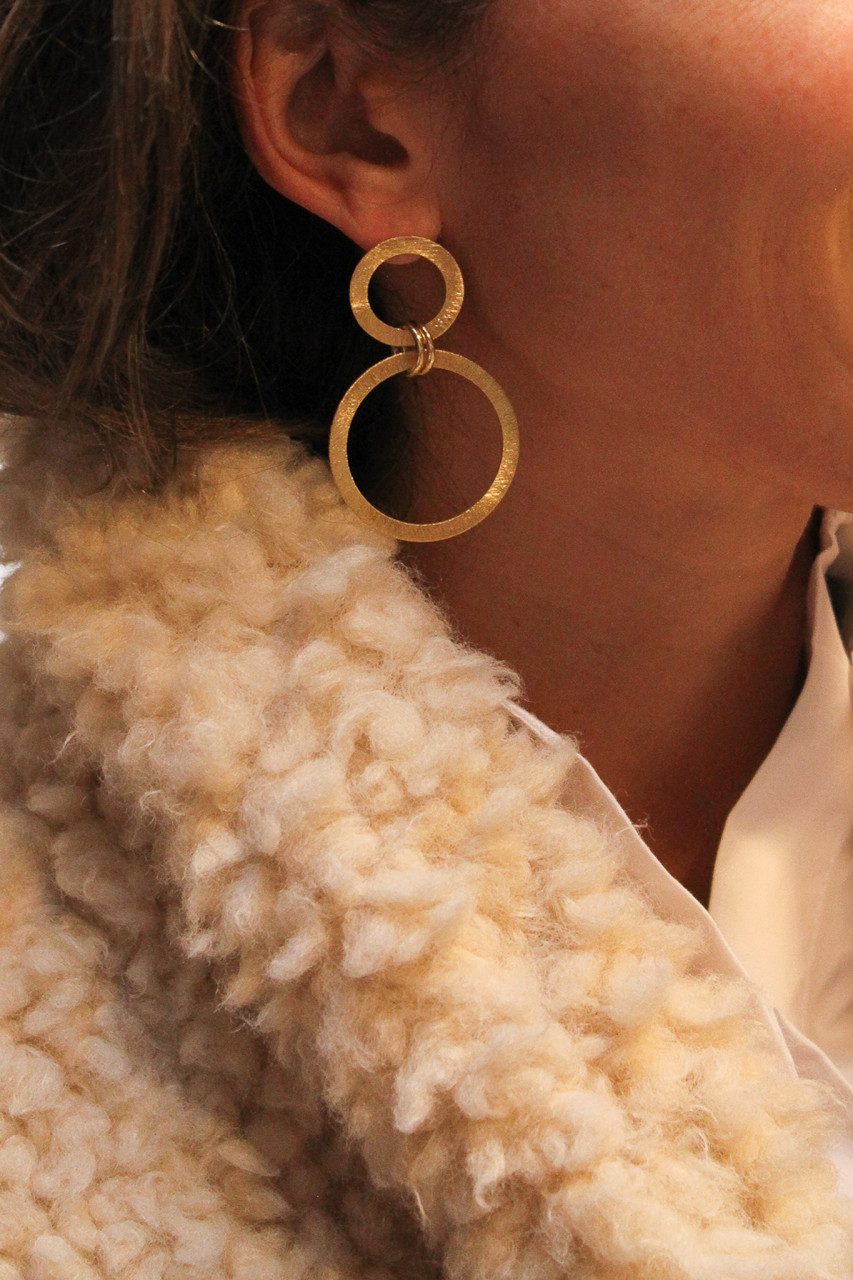 Classic oorbellen Eslie Rond Satin