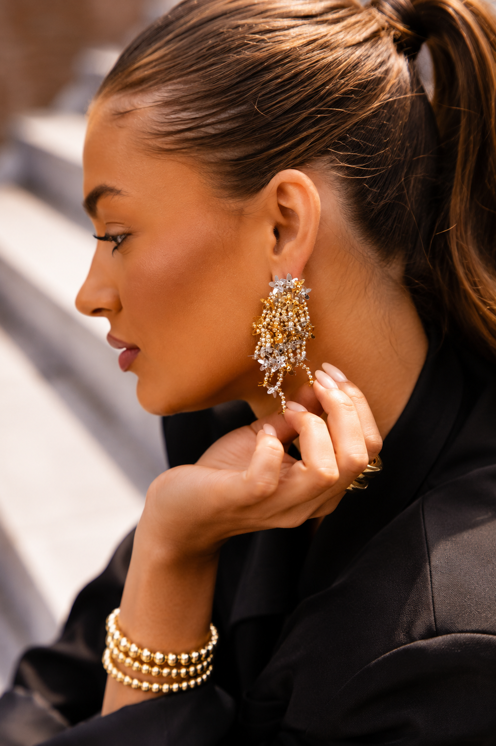 Goud/Zilverkleurige Oorbellen Lilly Flower Strings M