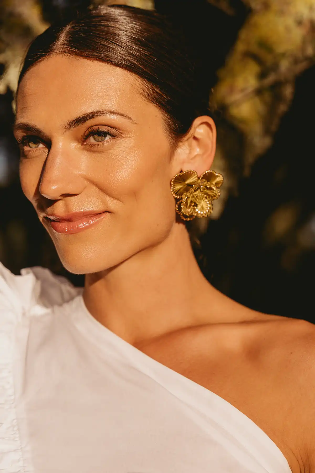 Green Earrings Aster Flower Llott-theme.productDescriptionPage.SEO.byTheBrand