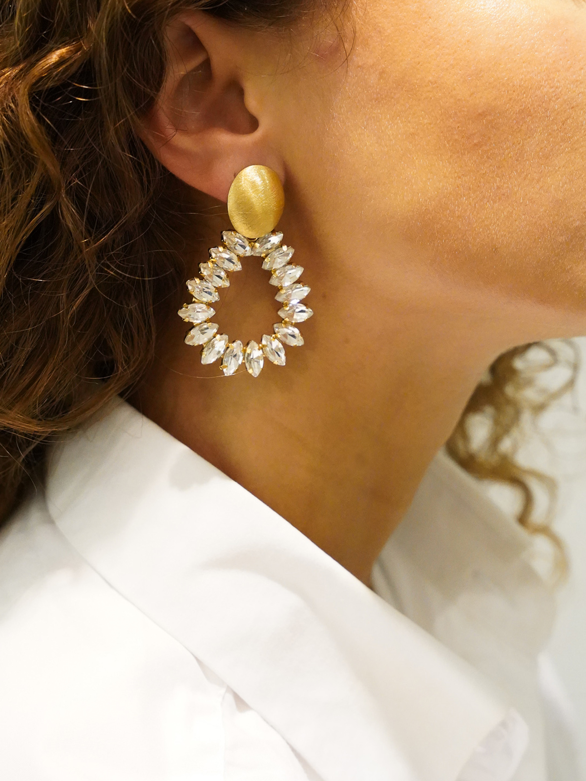 Brushed Goudkleurige Drop Strass Oorbellen Hally S