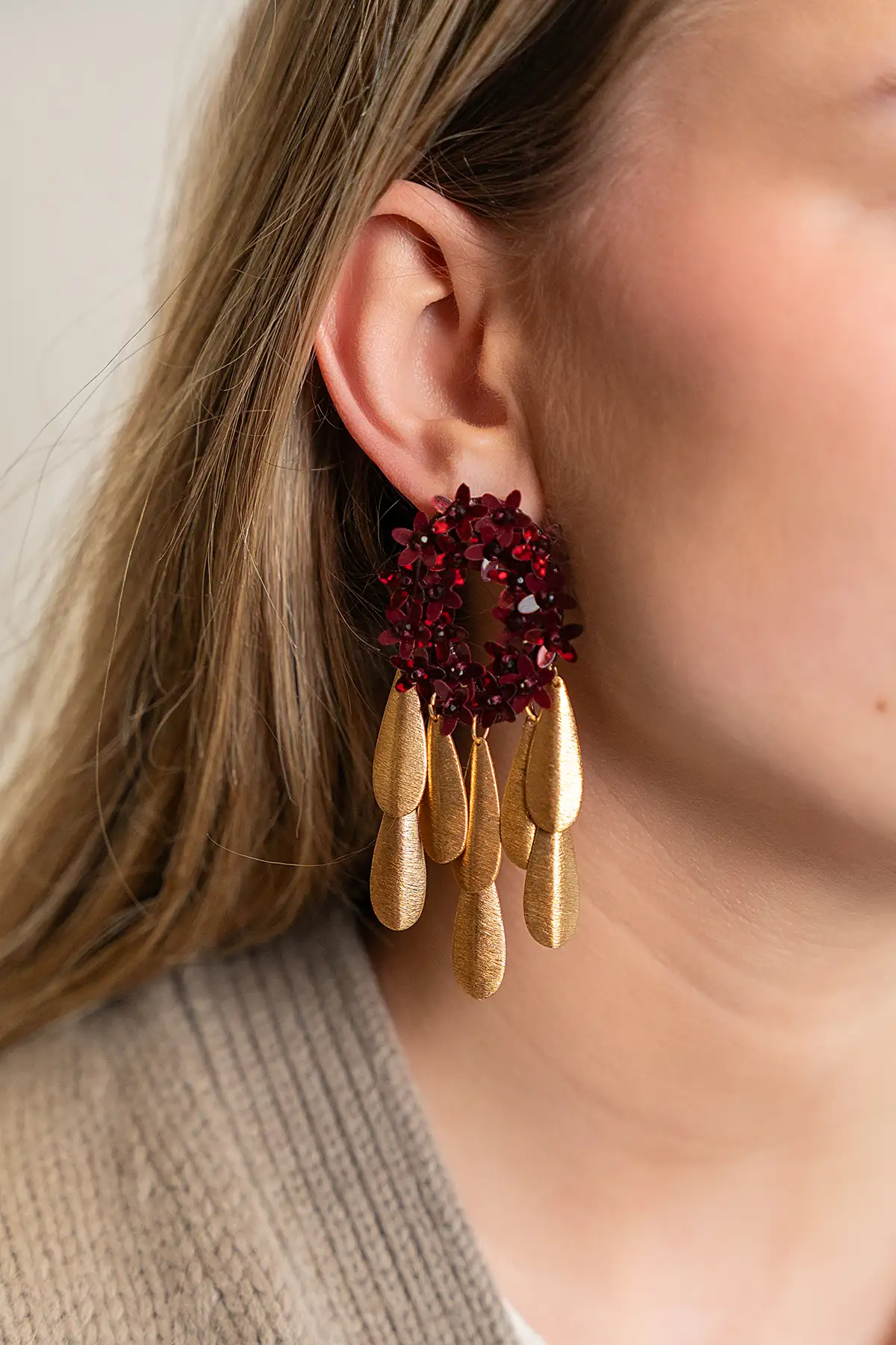 Bordeaux Rode/Gouden Oorbellen Sequin Jellyfish Maximelott-theme.productDescriptionPage.SEO.byTheBrand