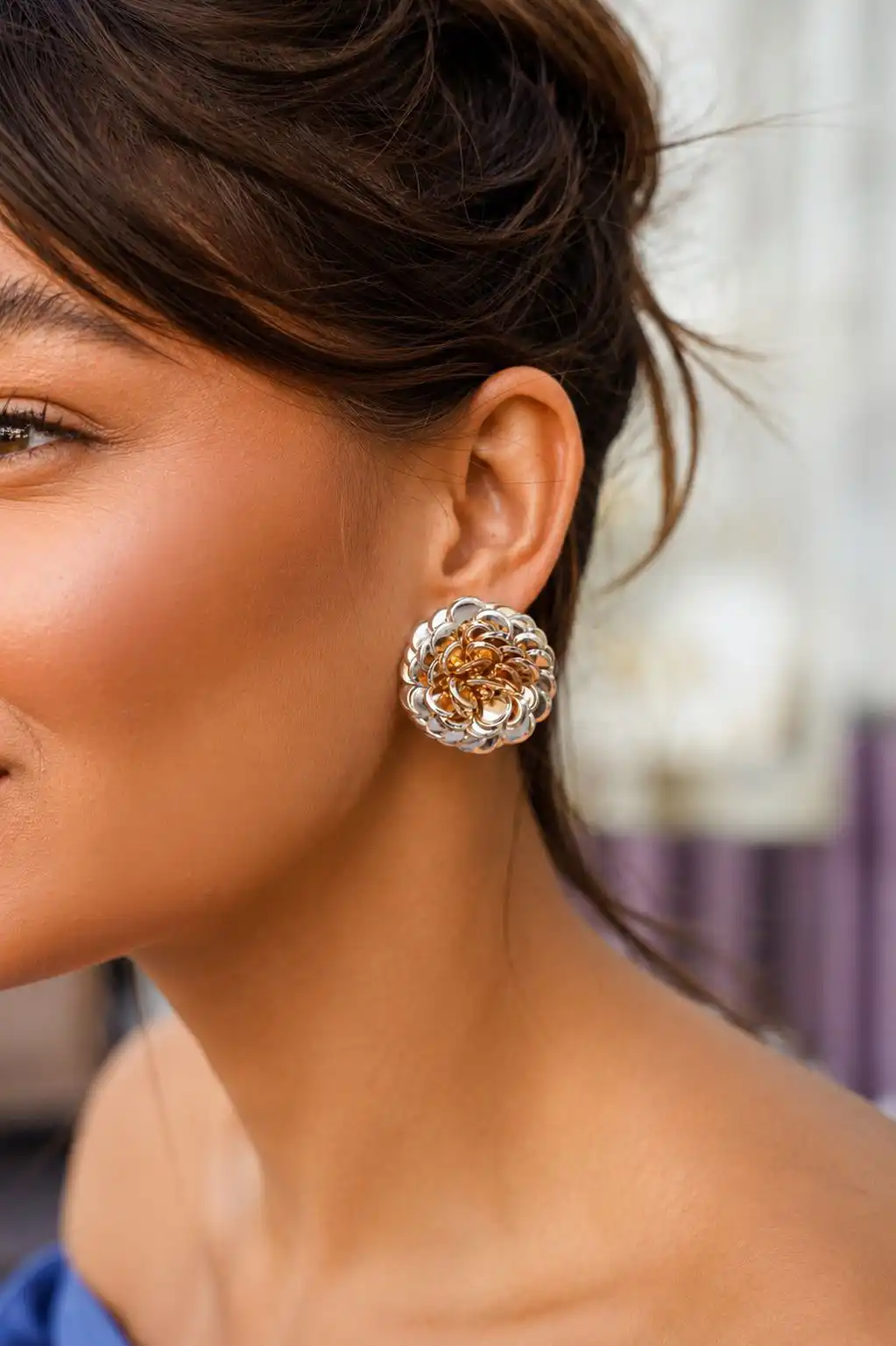 Goldfarbene Ohrringe Athena Sequin Flower S