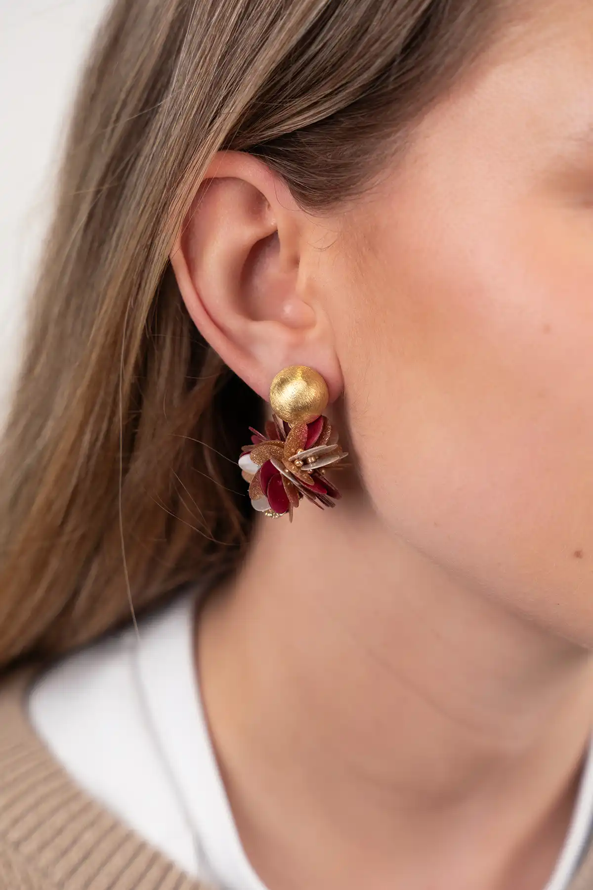 Sequin Oorbellen Metallic Fuchsia Laure Globe Slott-theme.productDescriptionPage.SEO.byTheBrand