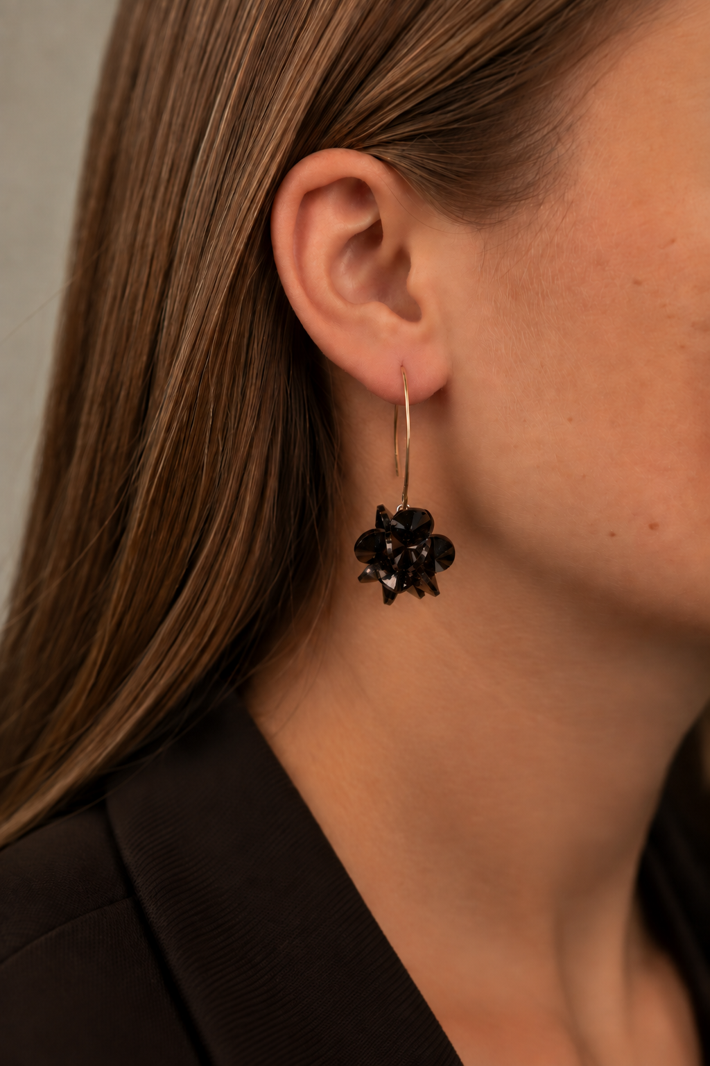 Avenna – Globe Thick Sequins Earrings S – Brown