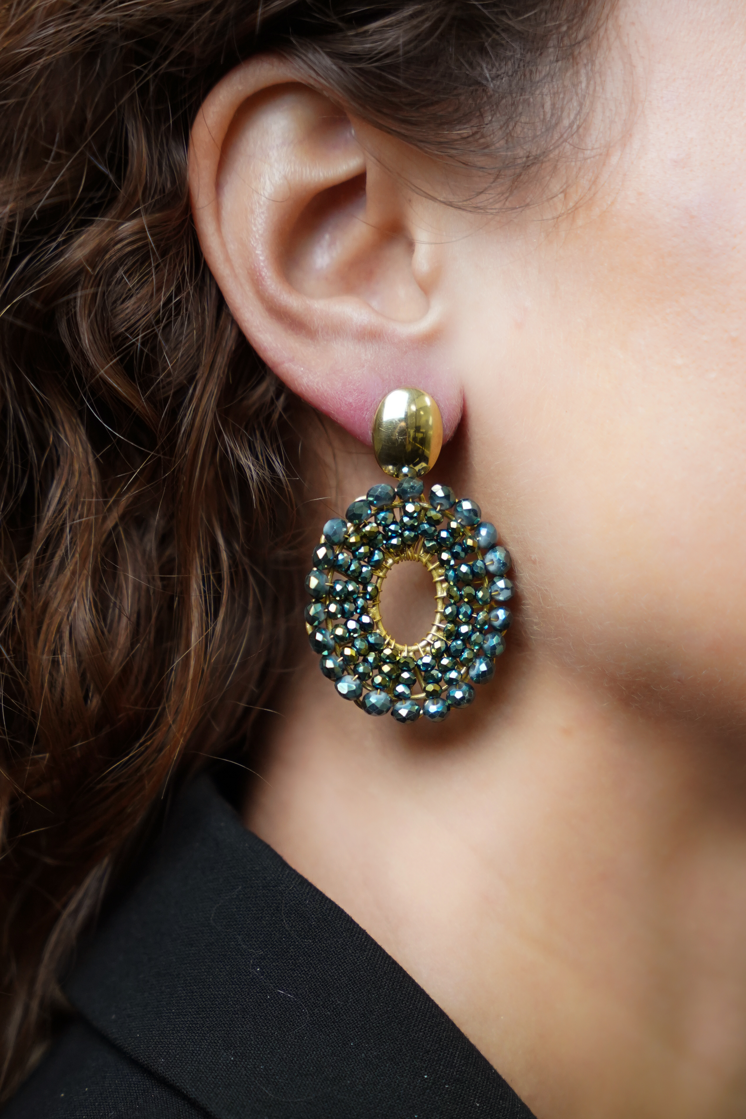 Metallic Groene Oorbellen Mia Ovaal Slott-theme.productDescriptionPage.SEO.byTheBrand