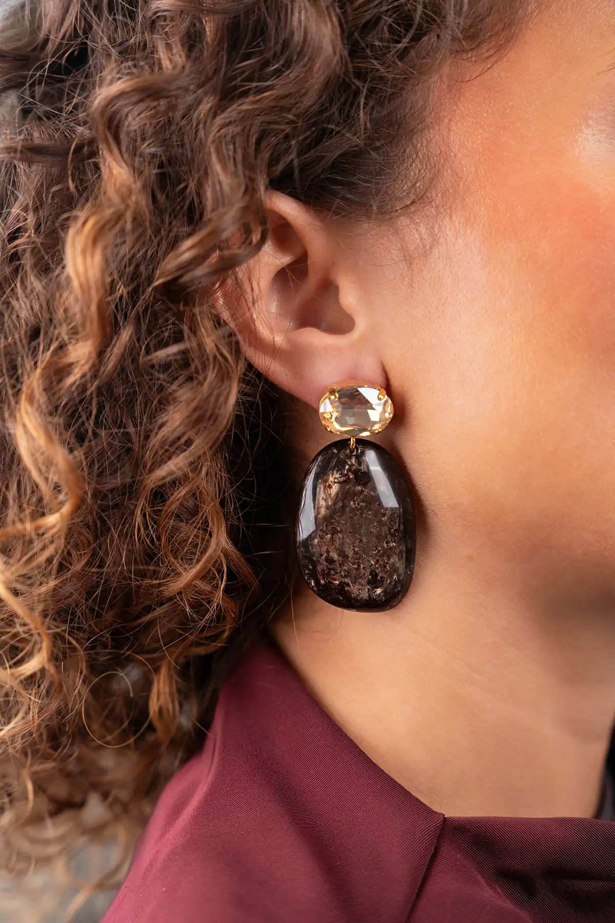 Bruine Oorbellen Asymmetric Oval L Aurora