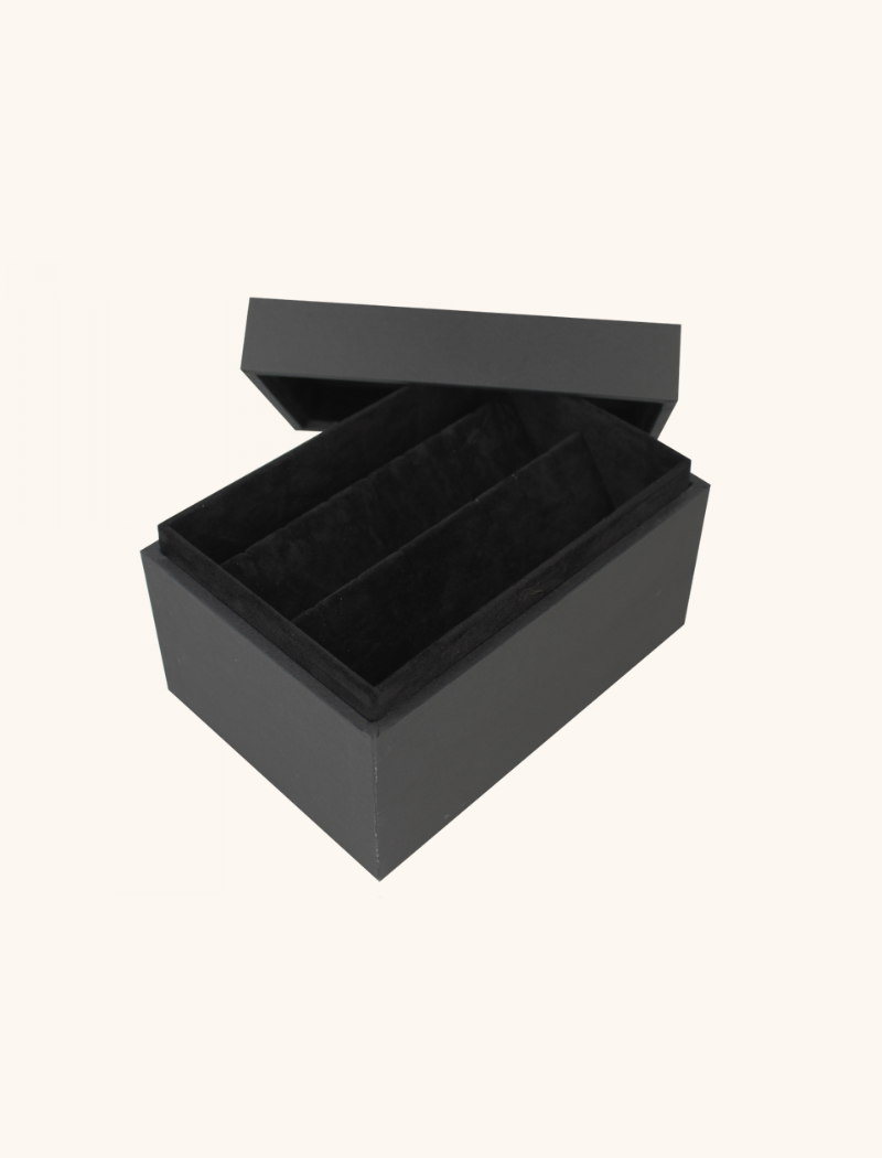 Zwarte sieradenbox 7 paar - Slott-theme.productDescriptionPage.SEO.byTheBrand