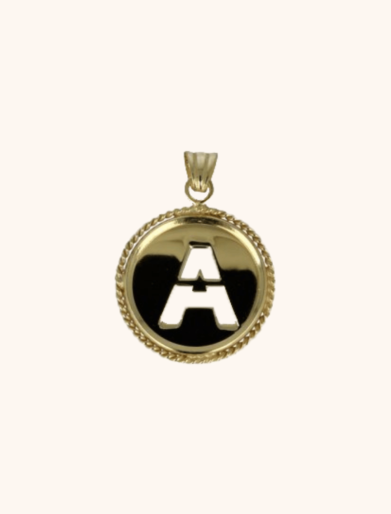 Initial Medaillon Pendant