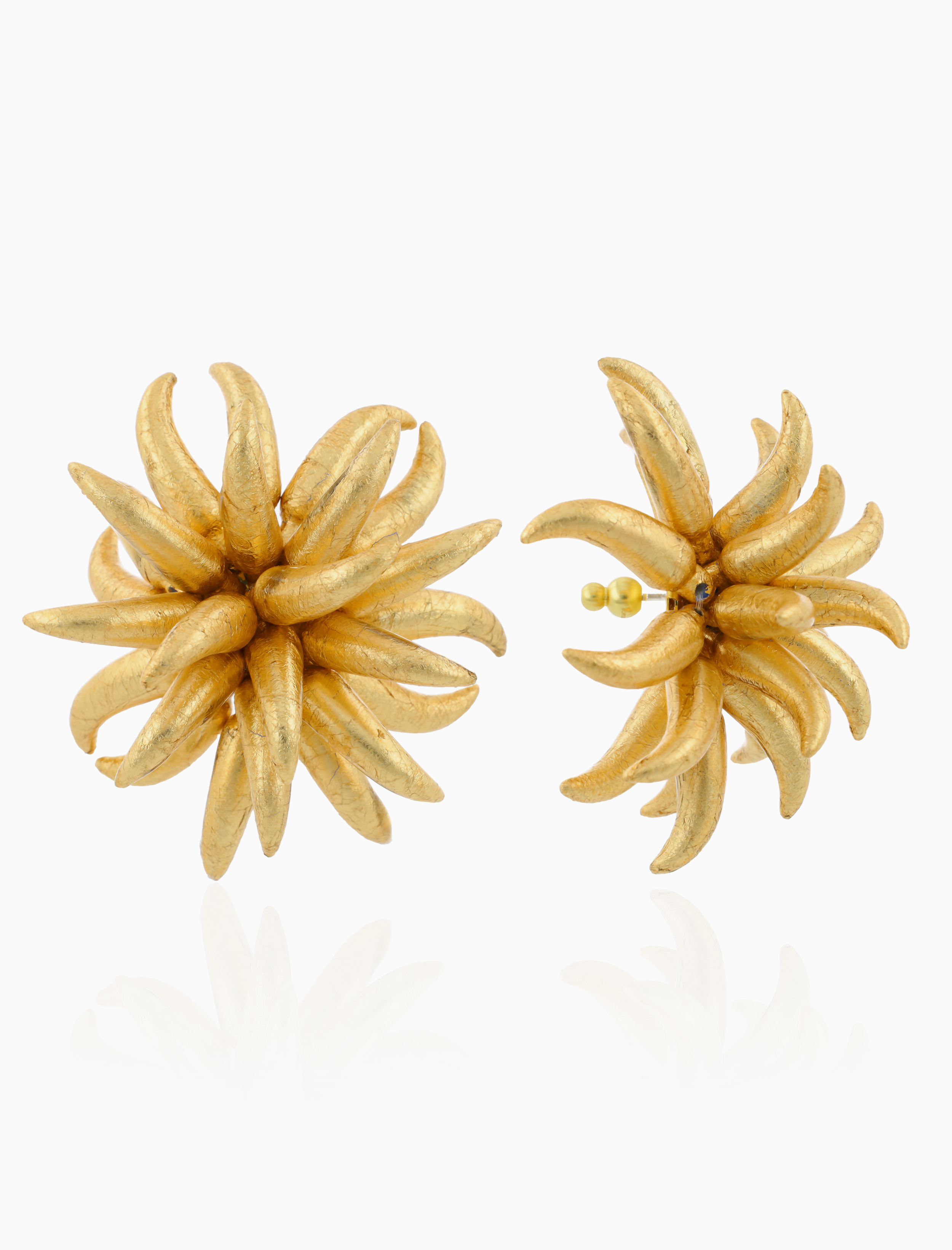 Goudkleurige Oorbellen Yuki Urchin L