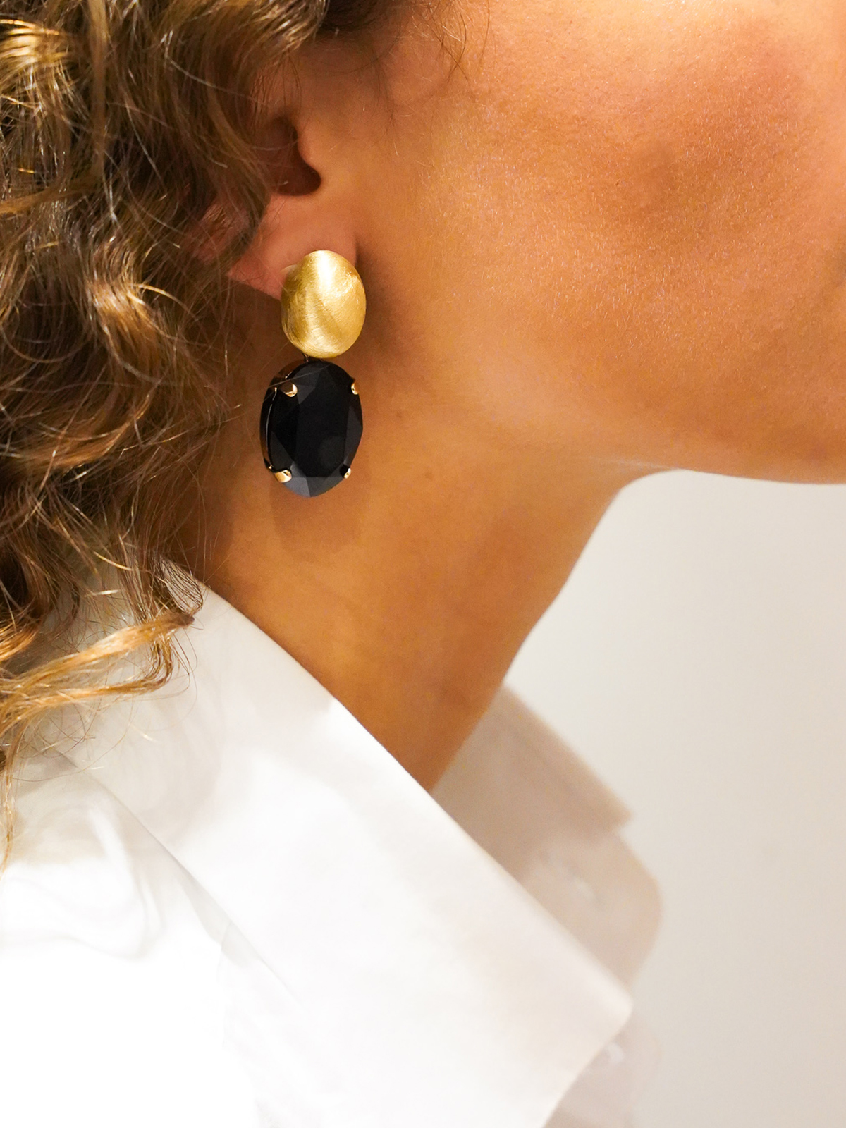 Zirconia Earrings Amelie Oval Black Opal