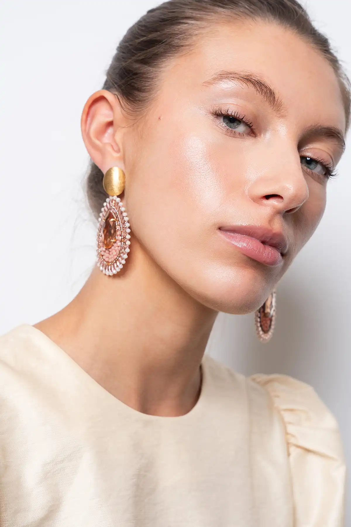 Koralle Ohrringe Lina Filled Drop with Stone  lott-theme.productDescriptionPage.SEO.byTheBrand