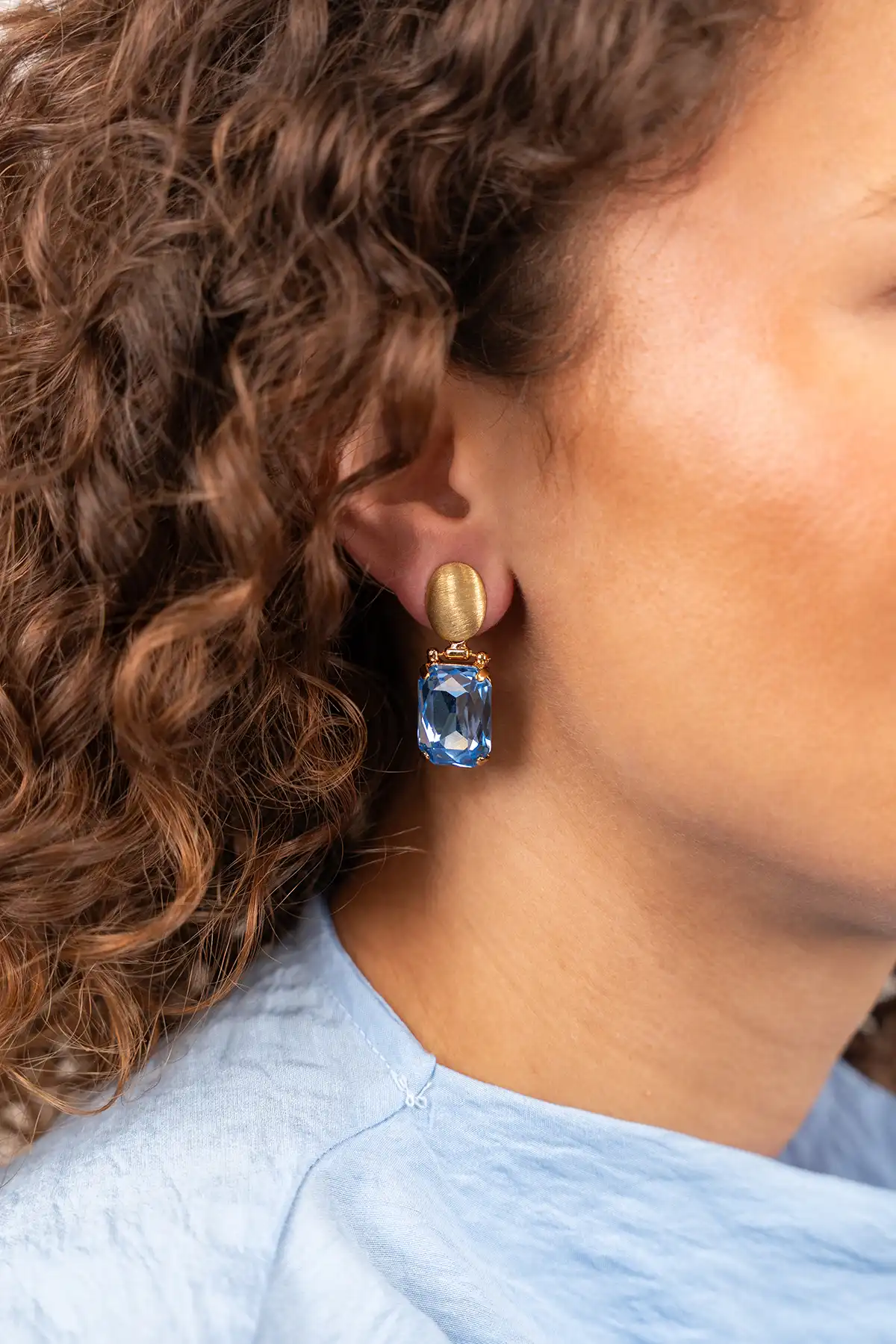 Blauwe Oorbellen Daan Flexible Oval Pendant M