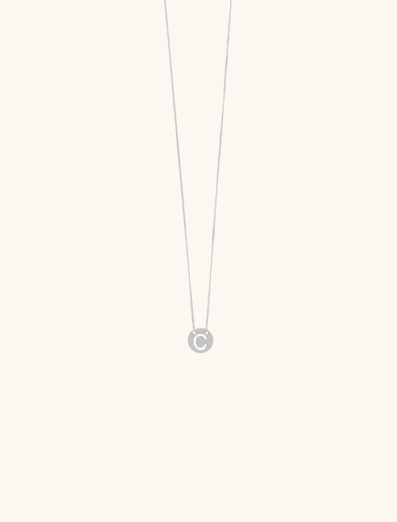 Silberne Initialen-Halskette kleinlott-theme.productDescriptionPage.SEO.byTheBrand
