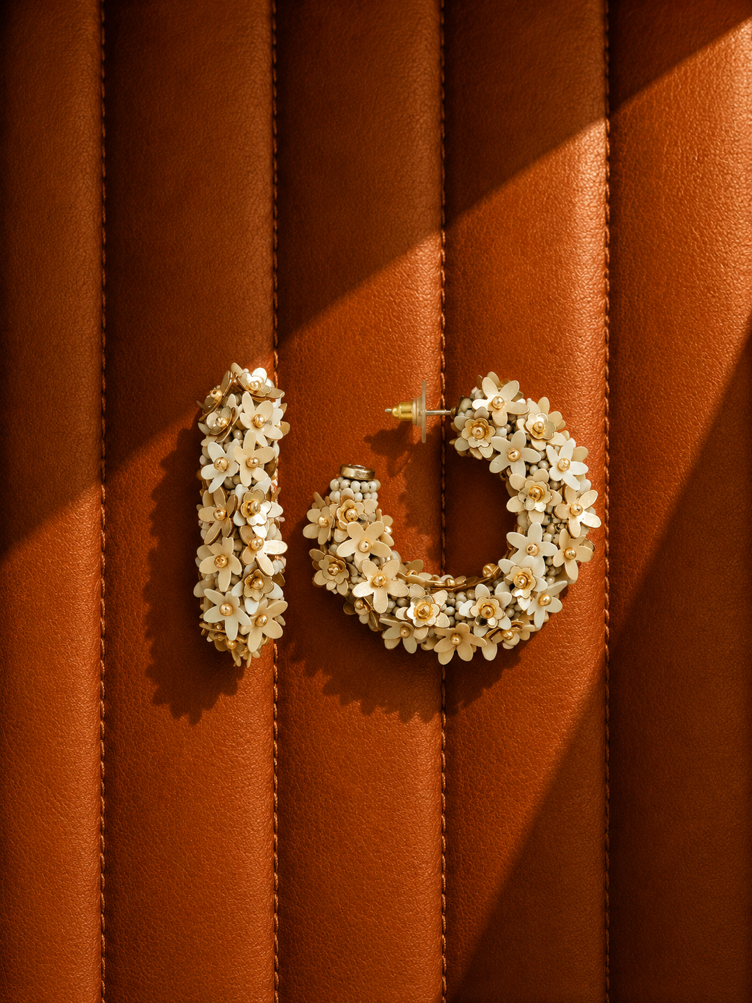 Mixed Gouden Sequin Flower Creool Oorbellen M