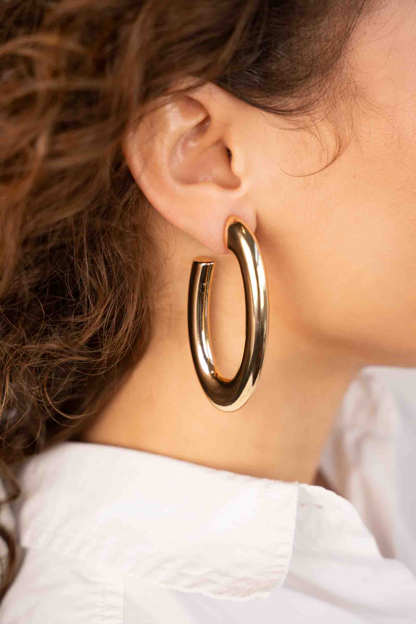 Gold-colored Earrings Creole Oval Smooth XLlott-theme.productDescriptionPage.SEO.byTheBrand