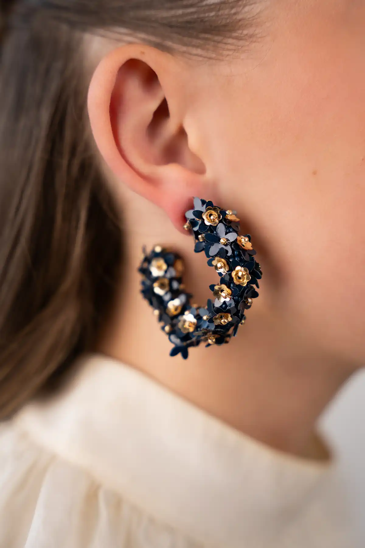 Elemental Blue Flower Sequin Earrings Jasmijn Creole M