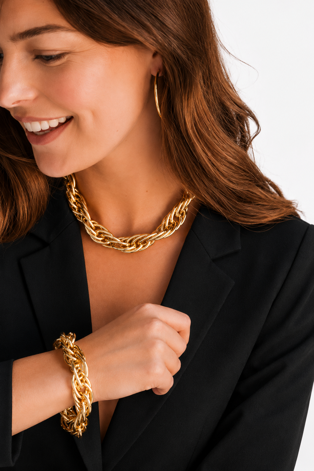 16.022 - gold colored soft gold woven link