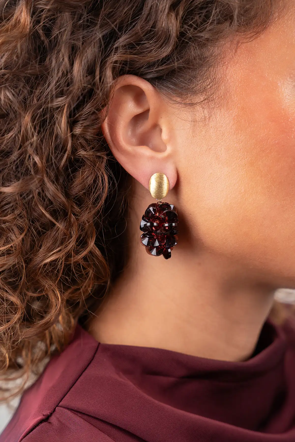 Rode Oorbellen Thick Oval Kristallen Sequins Sam