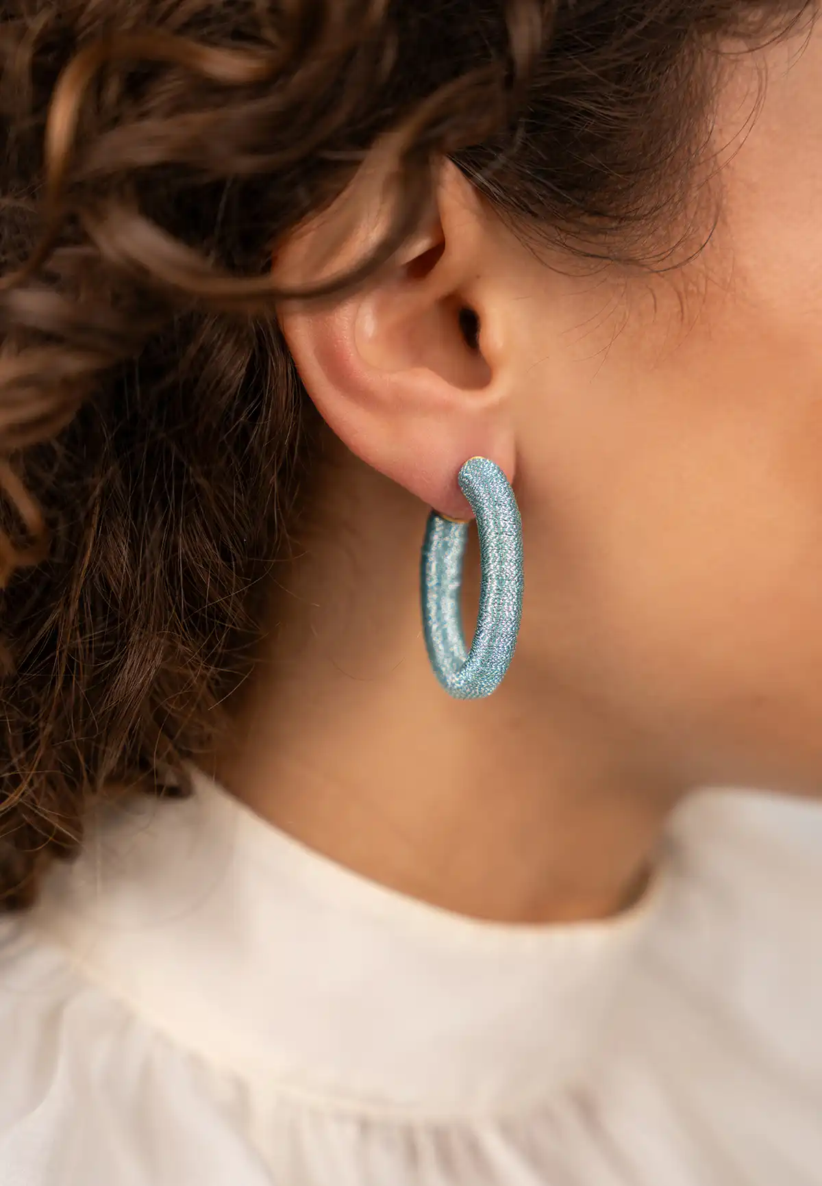 Blue earrings Amara creole oval M