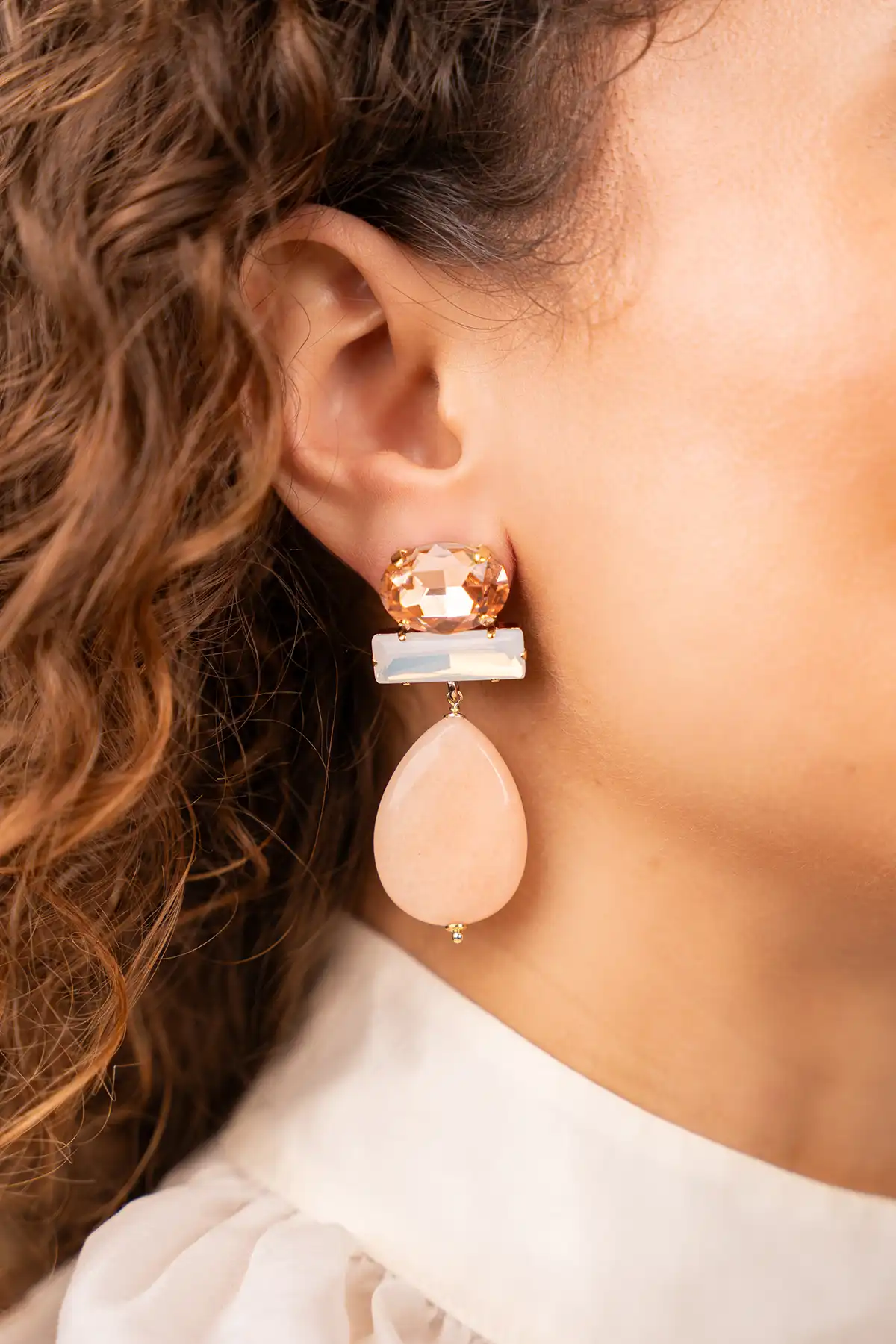 Peach Earrings Oval Vintage Opal Drop Llott-theme.productDescriptionPage.SEO.byTheBrand