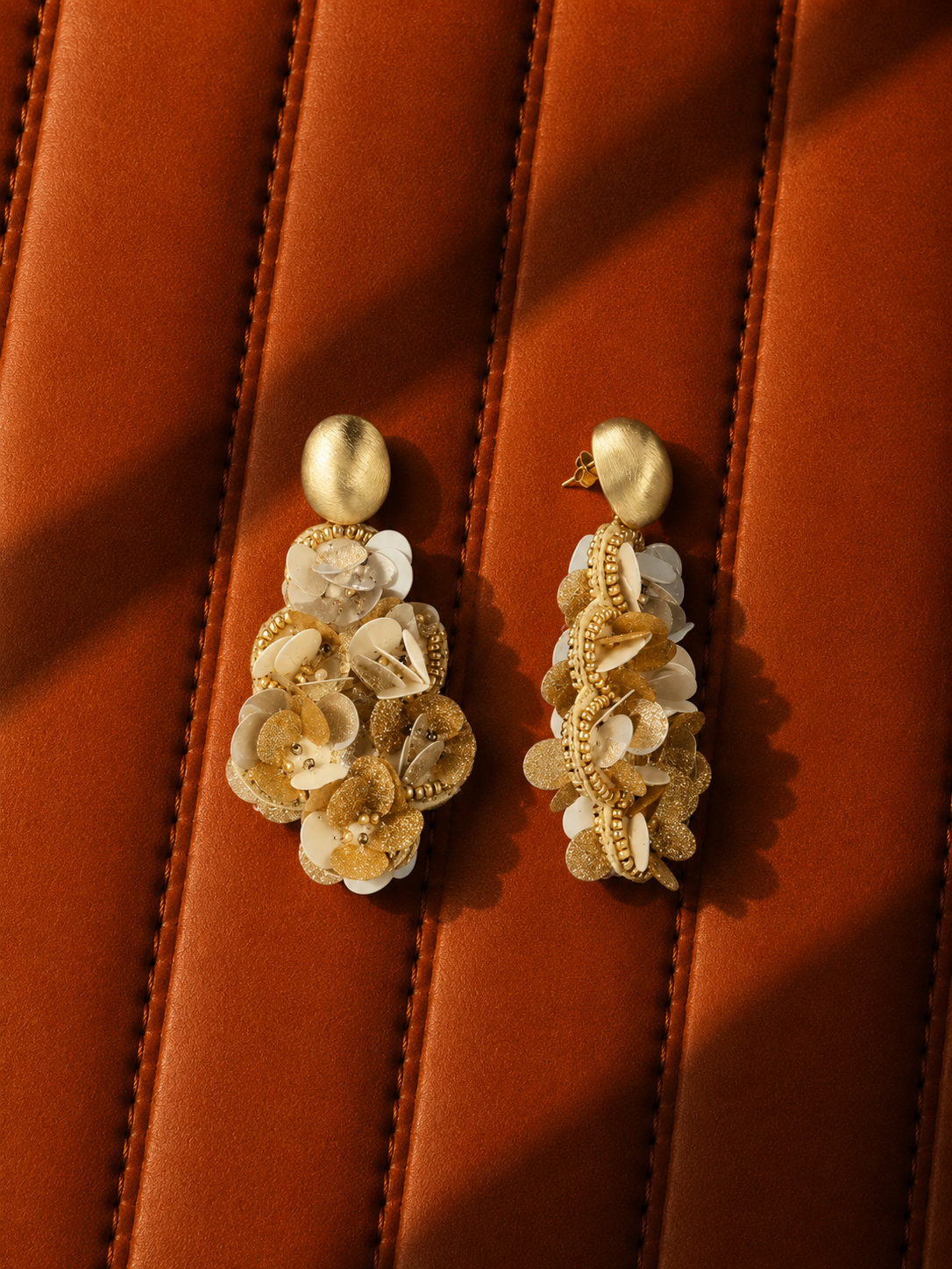 Sequin Earrings grey Gold Butterfly Drop L