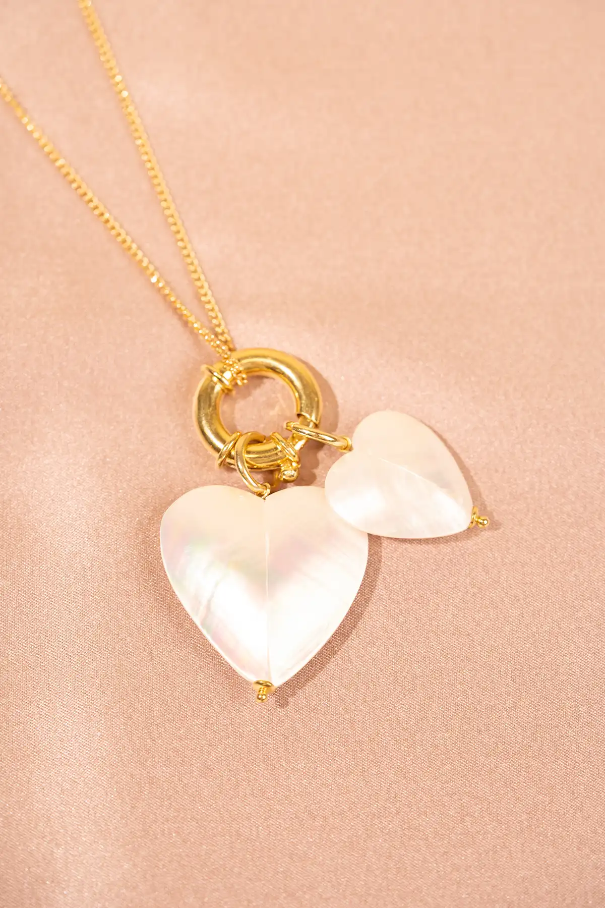 2 Pearl Hearts Necklacelott-theme.productDescriptionPage.SEO.byTheBrand