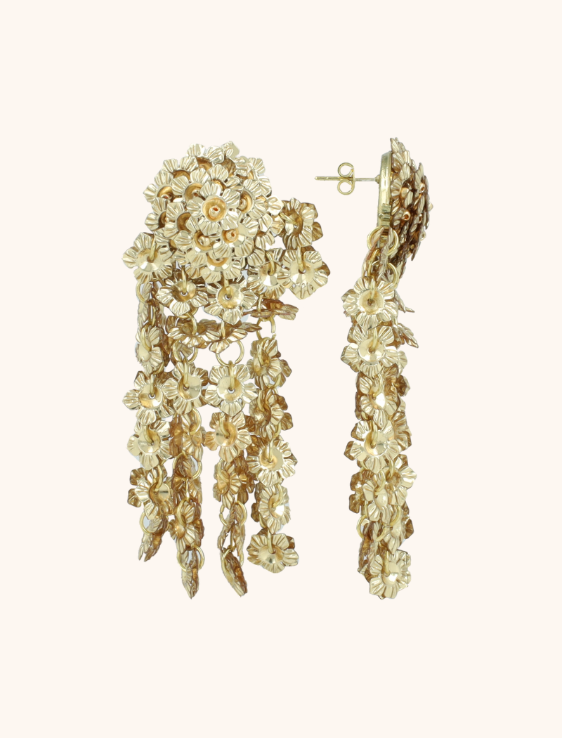 Goudkleurige Oorbellen Mae Detailled Flower Rainlott-theme.productDescriptionPage.SEO.byTheBrand